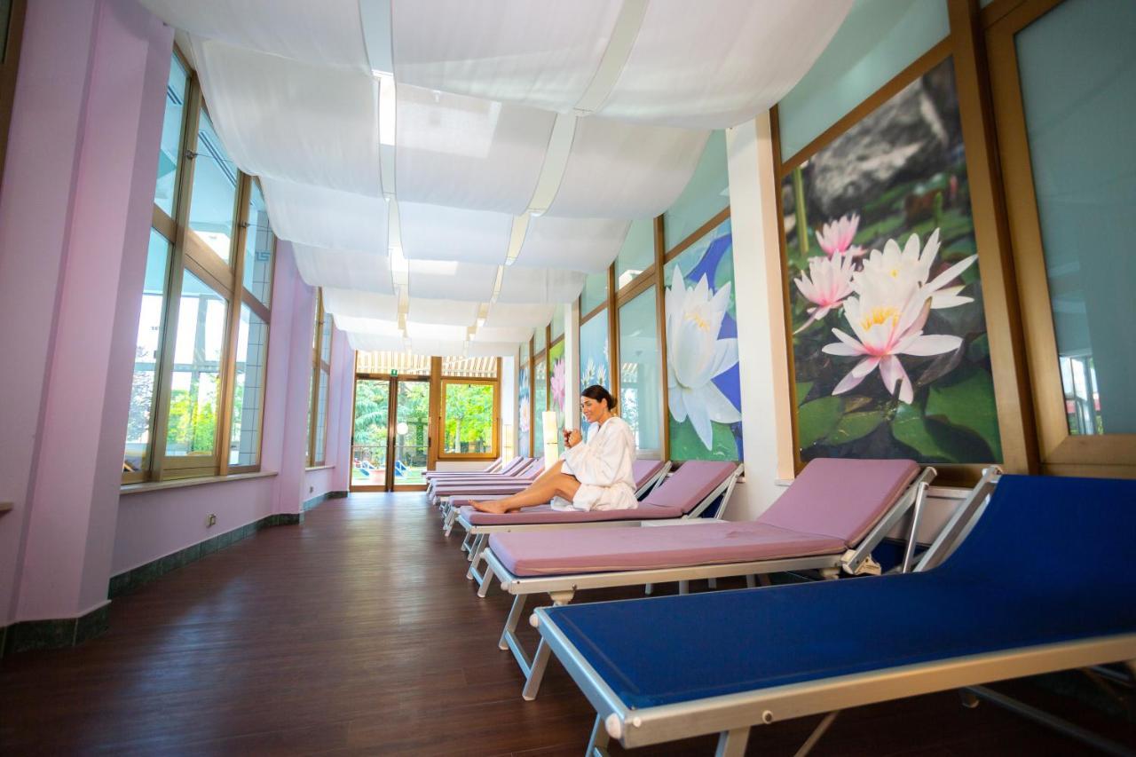 מונטגרוטו טרמה Hotel Terme Antoniano מראה חיצוני תמונה