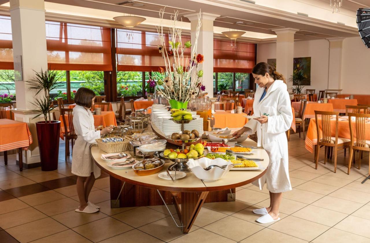 מונטגרוטו טרמה Hotel Terme Antoniano מראה חיצוני תמונה