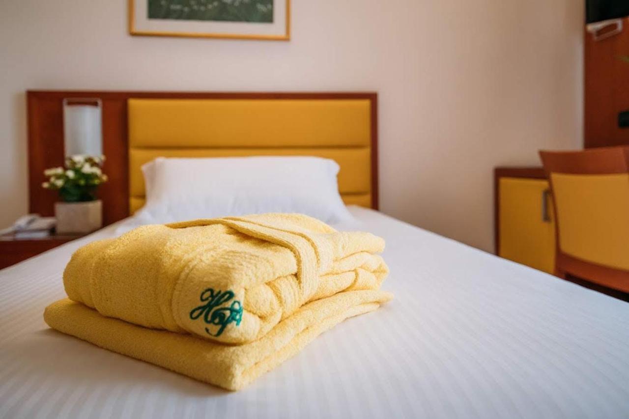 מונטגרוטו טרמה Hotel Terme Antoniano מראה חיצוני תמונה